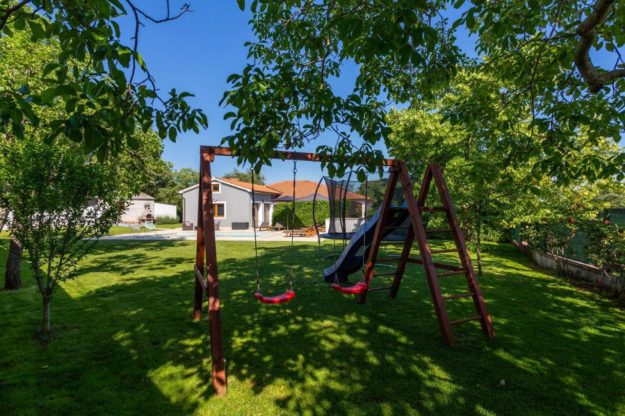 Villa Anavi Bicici Exteriér fotografie