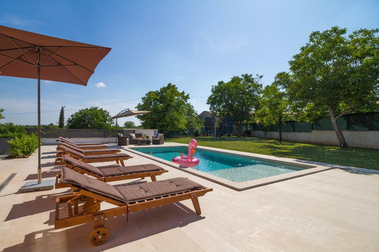 Villa Anavi Bicici Exteriér fotografie
