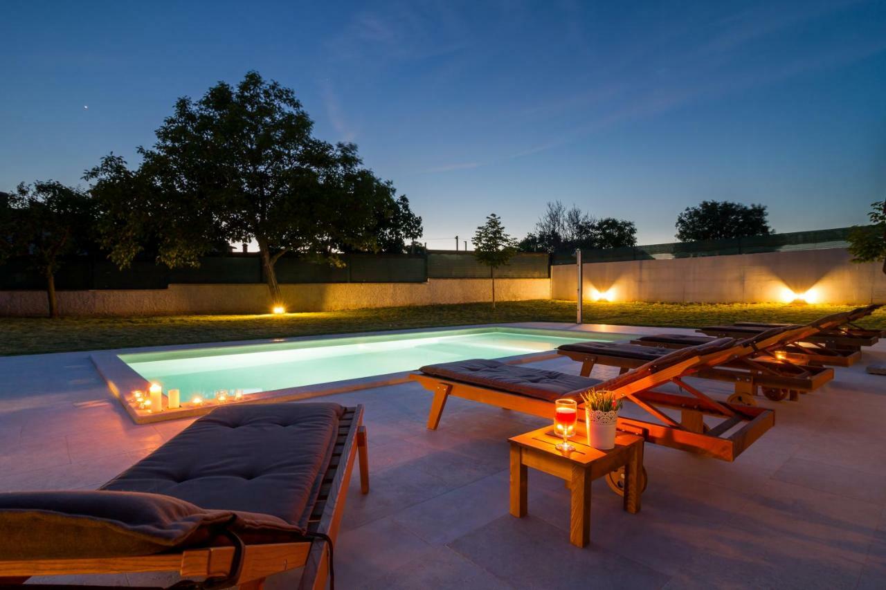 Villa Anavi Bicici Exteriér fotografie